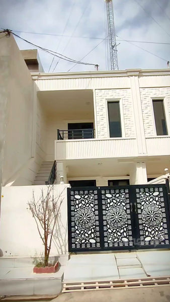 ماڵێك سعرەکەی پر بە پێستێتی لە جێیەکی کامل خەدەمات