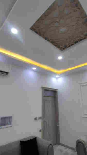 ماڵێك سعرەکەی پر بە پێستێتی لە جێیەکی کامل خەدەمات - 5