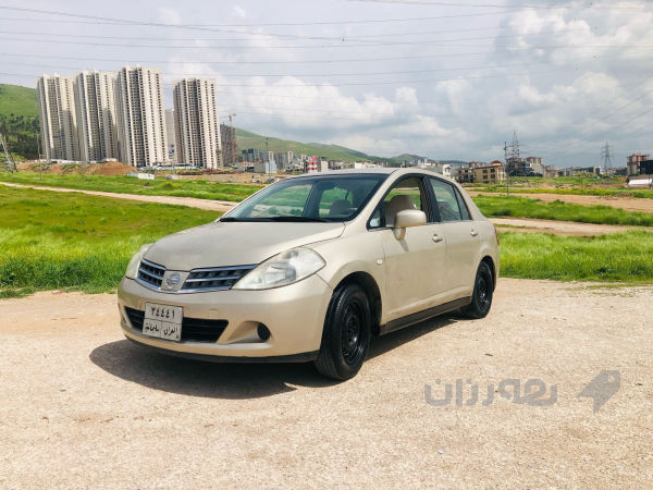 نیسان تیدا 2009 - 3