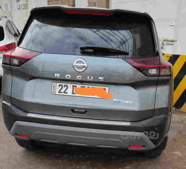 Nissan rogue - 2
