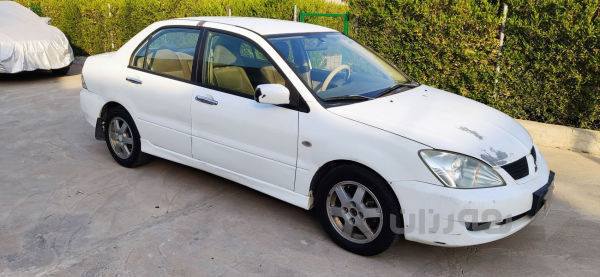 Mitsubishi lancer  - 2