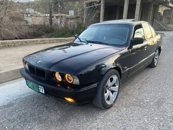 بو فروشتن bmw مۆدیل 1991 ئاڕم پلاستیک دهۆک  - 4