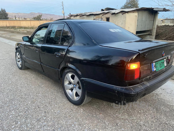 بو فروشتن bmw مۆدیل 1991 ئاڕم پلاستیک دهۆک 