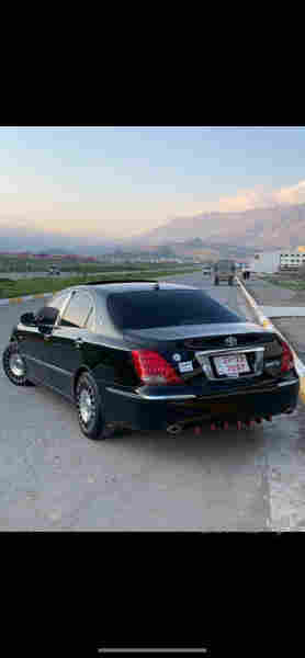 toyota crown majesta 2006  - 3