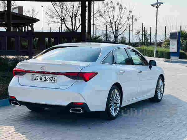 Avalon 2021limted  28000km - 2