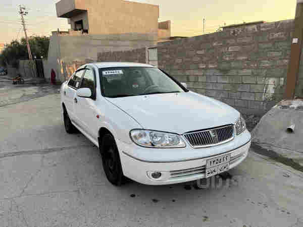 نيسان صني محرك أبيض موديل 2009  - 3