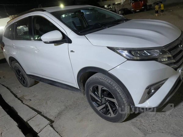 تۆیۆتا ڕوش Toyota rush - 3