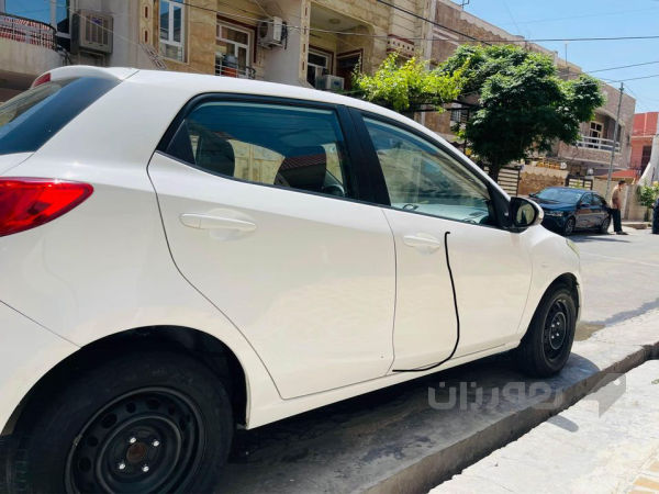 Mazda2 - 4