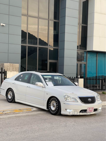toyota crown majesta 2007 - 2