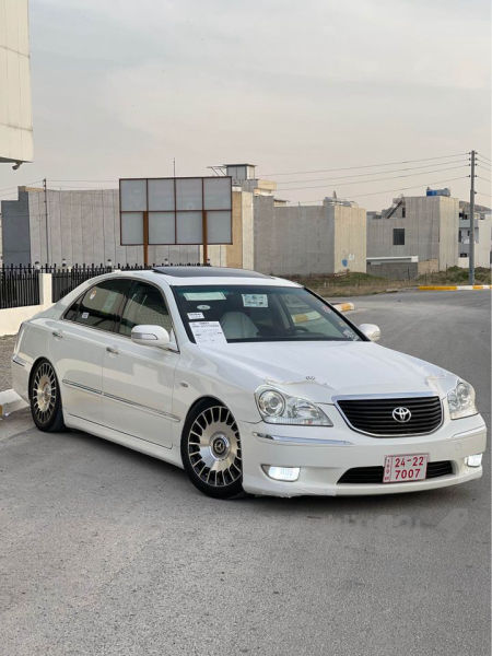 toyota crown majesta 2007