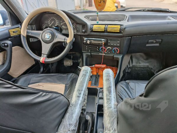بی ئێم 525 - 3
