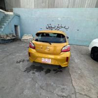 Mitsubishi Mirage Es/Le/Carbonite Edition 2021 Gold