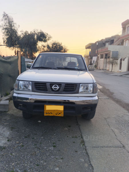 Nissan 2002  - 2