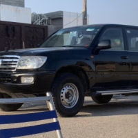 لاندكروسر 2003 عام بو ياغ