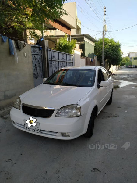 ئۆپترا مۆدێل 2010 گێر عادی