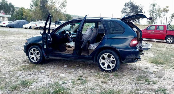 BMW X5 2002 - 5