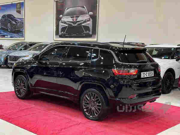 𝐉𝐄𝐄𝐏 𝐂𝐎𝐌𝐏𝐀𝐒𝐒-𝐋𝐈𝐌𝐈𝐓𝐄𝐃,𝐁𝐋𝐀𝐂𝐊 𝟐𝟎𝟐𝟐