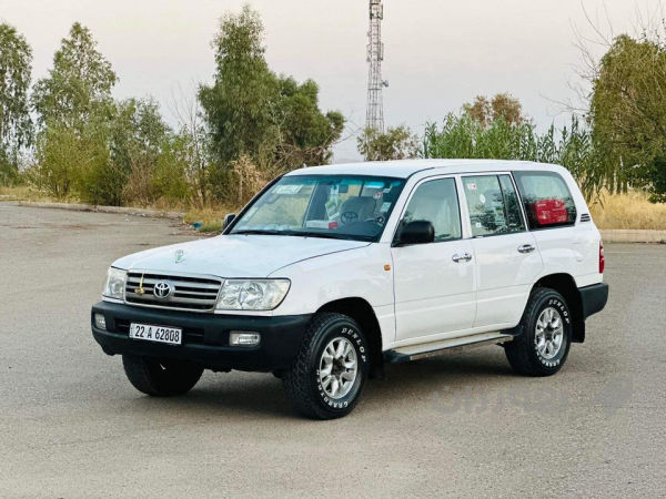 مؤنيكا مؤديل 2000 ى بئ بؤياغ