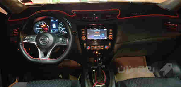 نیسان رۆگ SV 2020