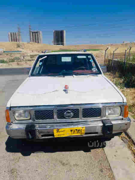 نيسان 1990 - 2