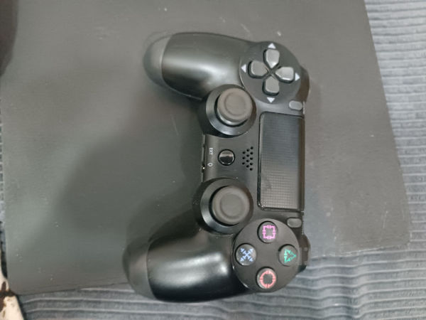 ps4 slim - 3
