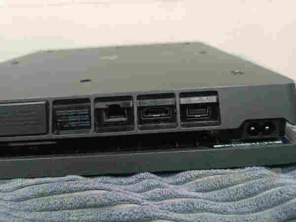 ps4 slim - 2