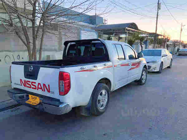 Nissan nvara 2009 - 2