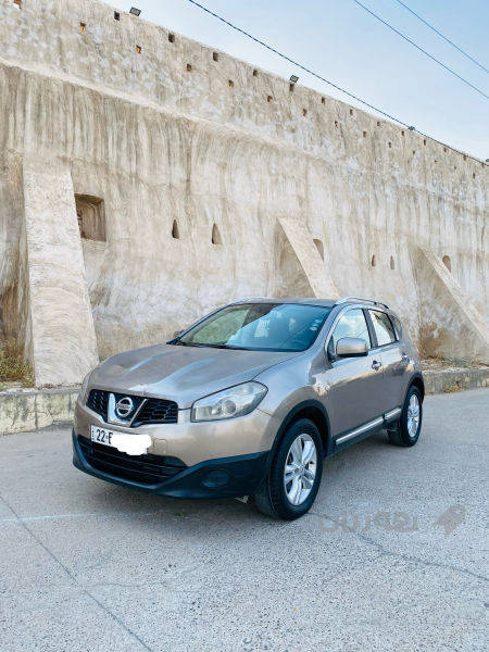 Nissan qashqai 2012 - 3