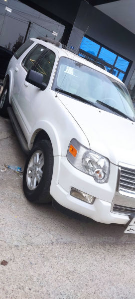 Ford explorer 2010 بێ بۆیاخ 