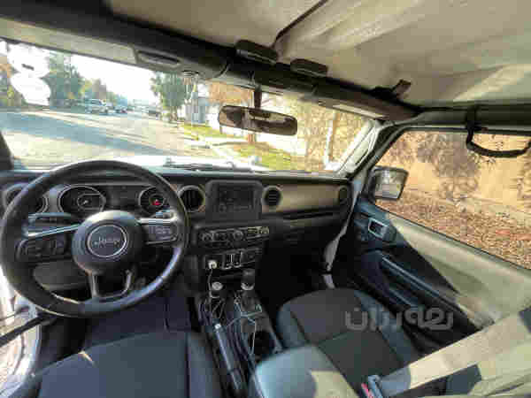 Jeep wrangler 2021 سپی
 - 2