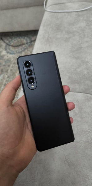 Galaxy z fold 3