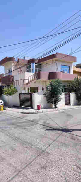 خانوی   100 مە تری ڕوکن  