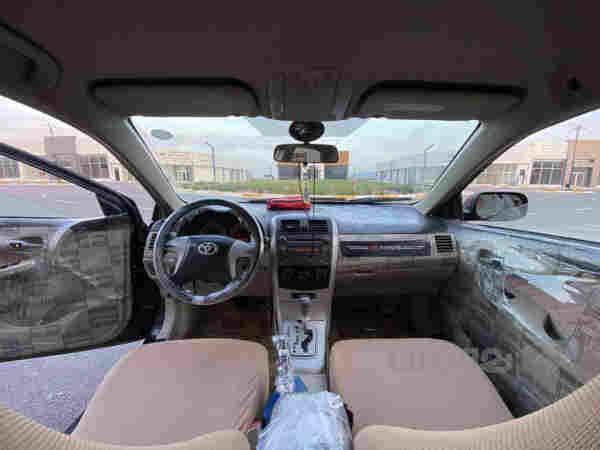     Toyota Corolla - 4