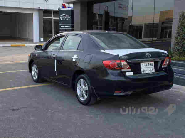     Toyota Corolla - 3