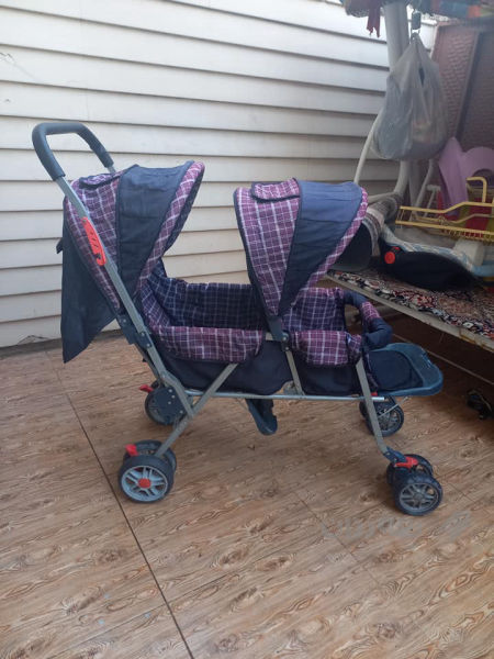 عارەبانەی دوو نەفەری مناڵان