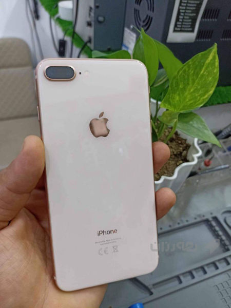 iPHON 8P  - 2