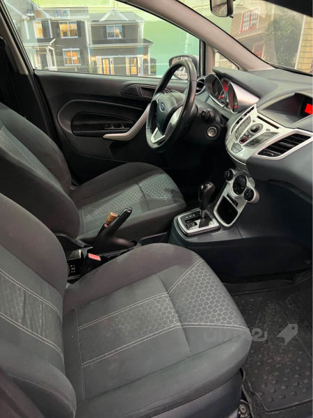 فۆرد ڤێستا 2011 - 3