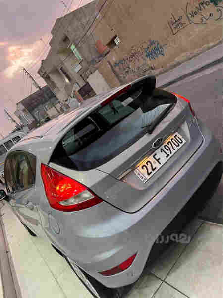 فۆرد ڤێستا 2011 - 4