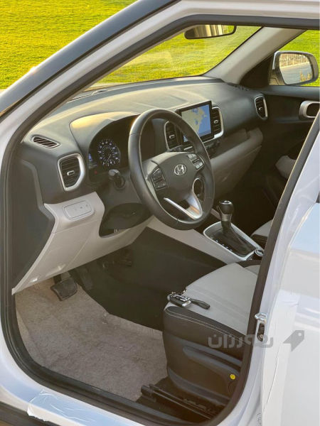 ‏2021 Hyundai  venue sel - 3
