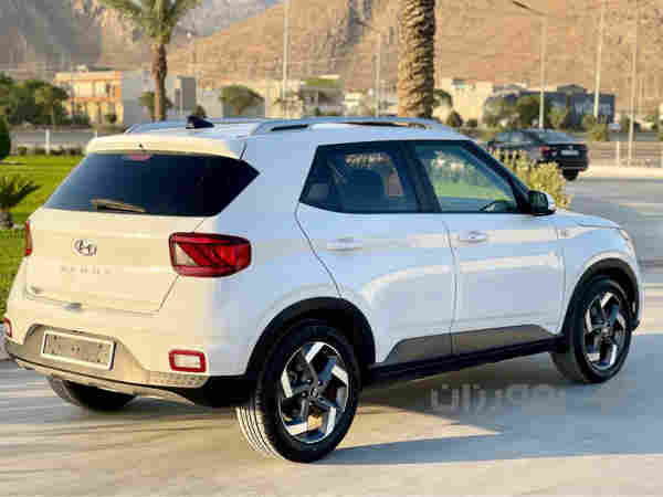 ‏2021 Hyundai  venue sel - 2