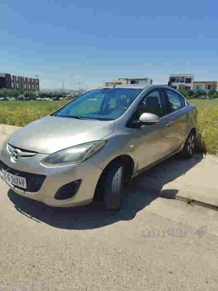 Mazda 2 model 2011 - 2