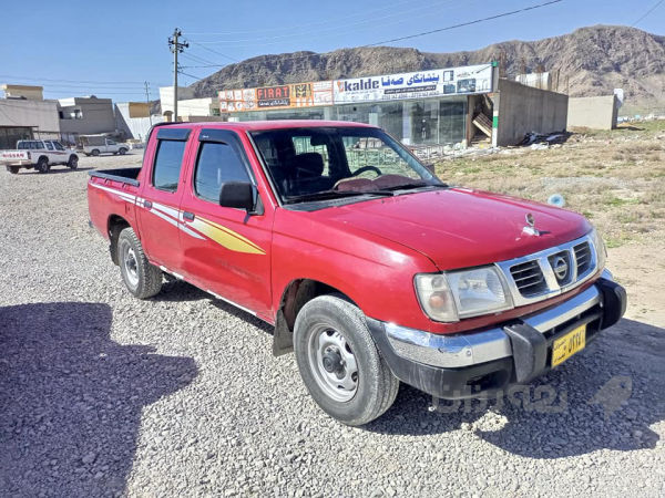 نیسان مۆدێل 2002 ،