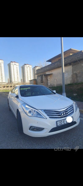 هوندای ئەزێرا 