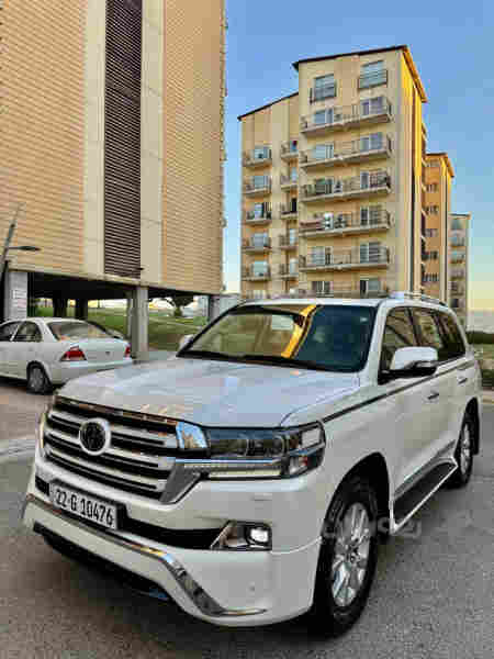 Land cruiser GXR  2018 