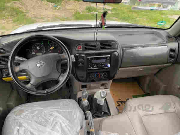 نيسان په ترؤل 2003 نمونه  - 4