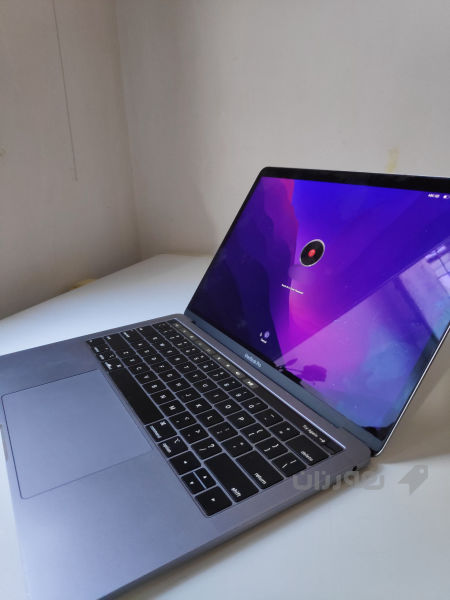 Macbook pro 2019 screen 13inch 