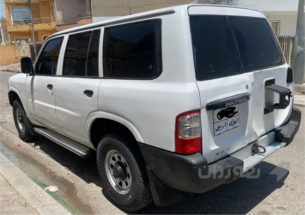 نيسان په ترؤل 2002 