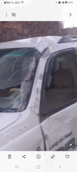 پرادۆ GX
مۆدێل /2006_4پستن
300هەزار km رۆیشتوە 
چو - 5