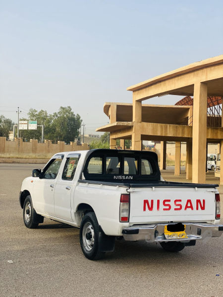 Nissan pickup 2006 - 5
