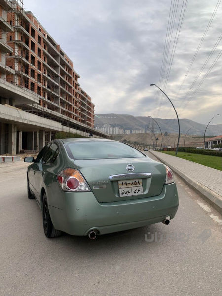 نیسان ئالتیما مۆدیل 2008